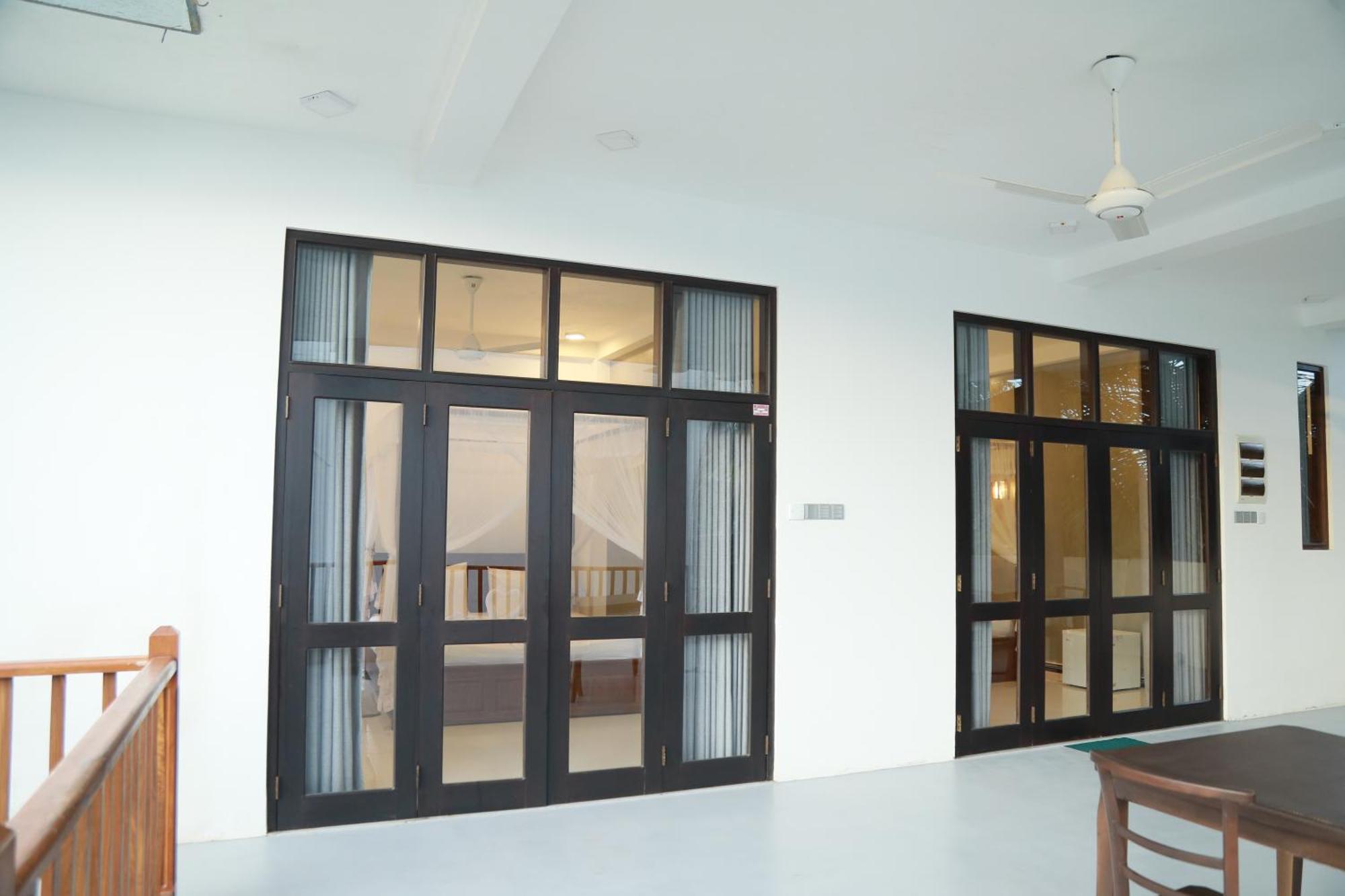 Gold Bubble Hotel Ahangama Luaran gambar
