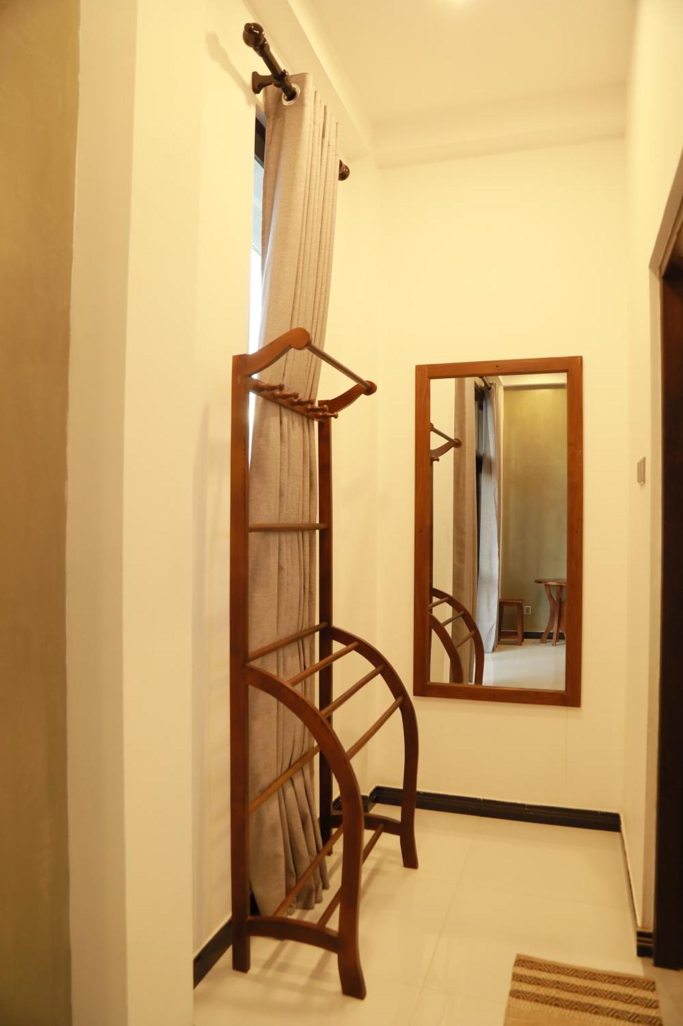 Gold Bubble Hotel Ahangama Luaran gambar