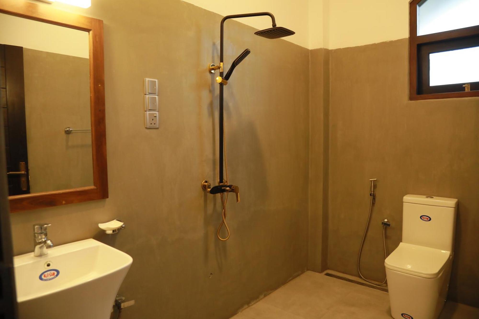 Gold Bubble Hotel Ahangama Luaran gambar
