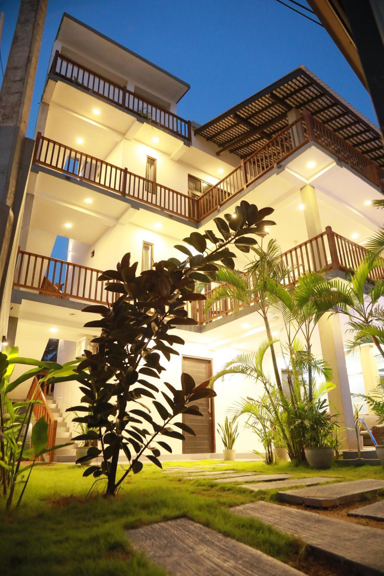 Gold Bubble Hotel Ahangama Luaran gambar